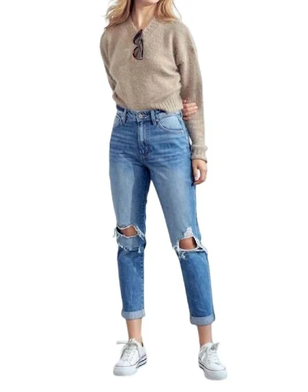 Busted Knee Mom Jeans In Medium Wash