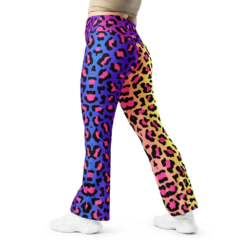 Vibrant Leopard Print Flare Leggings