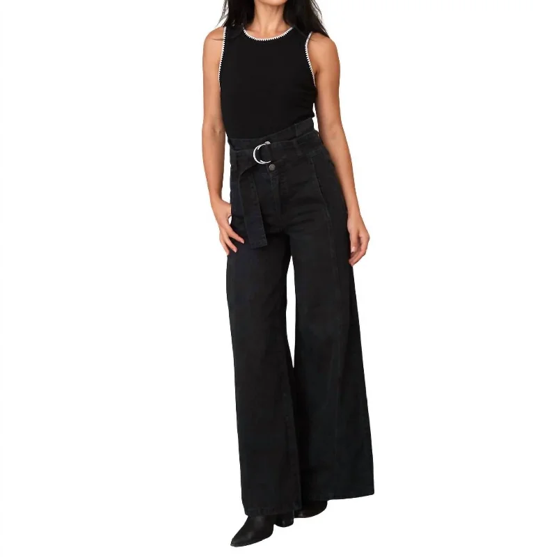 Paperbag Extreme Wide Leg Jean In Washed Black