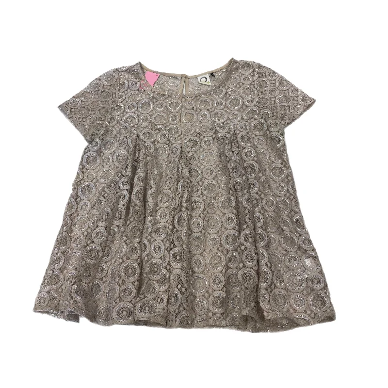 Top Short Sleeve By Akemi And Kin  Size: M