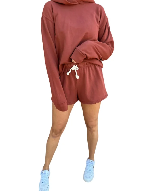 Beach Fleece Sweatshort In Russet